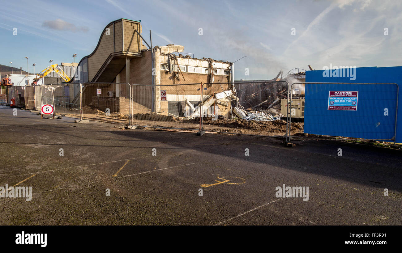 Afan Lido Demolition 2011/12 Stock Photo Alamy