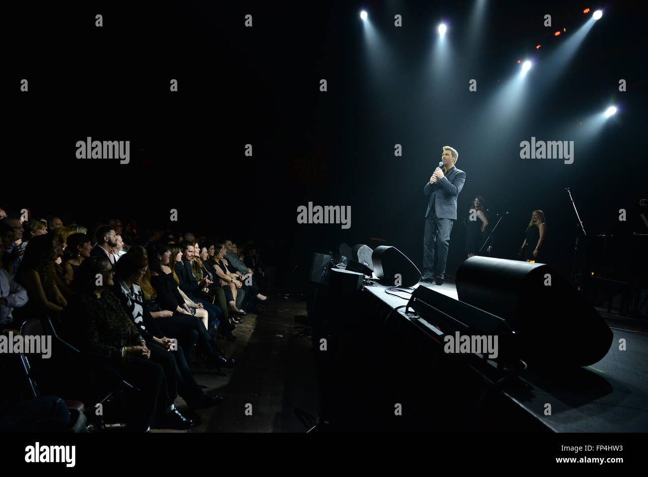 Willy Chirino performs during Gilberto Santa Rosa & Willy Chirino