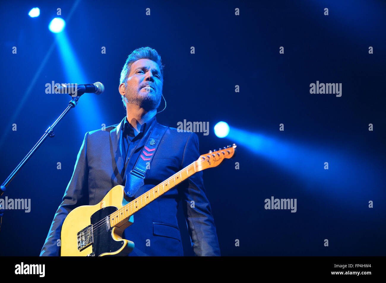 Willy Chirino performs during Gilberto Santa Rosa & Willy Chirino