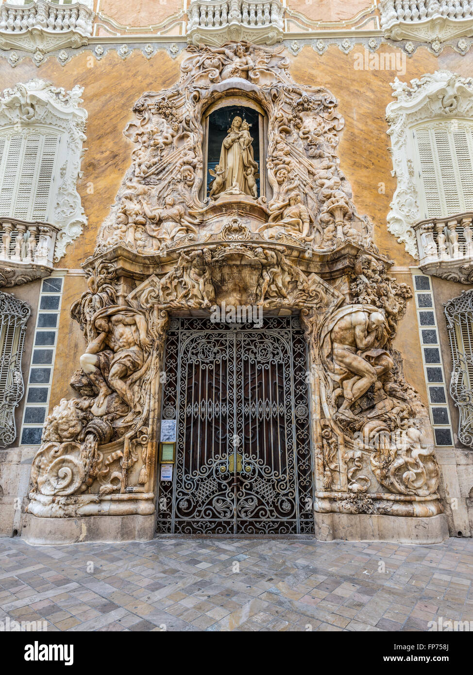 Entrance to the National Ceramics Museum Gonzalez Marti, Valencia, Spain  (The historic Palace of Marques de Dos Aguas Stock Photo - Alamy