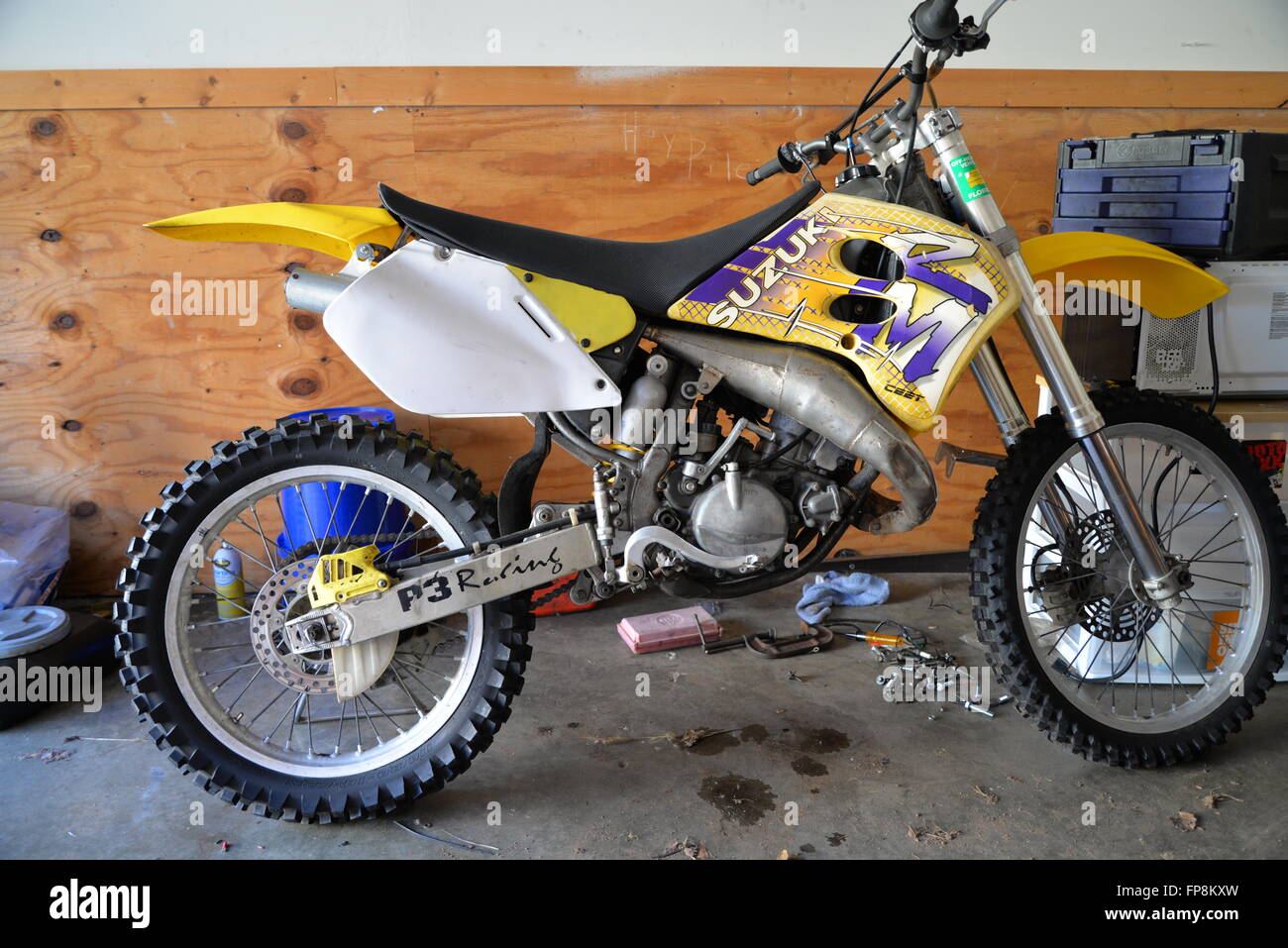 A suzuki motocross bike Stock Photo - Alamy