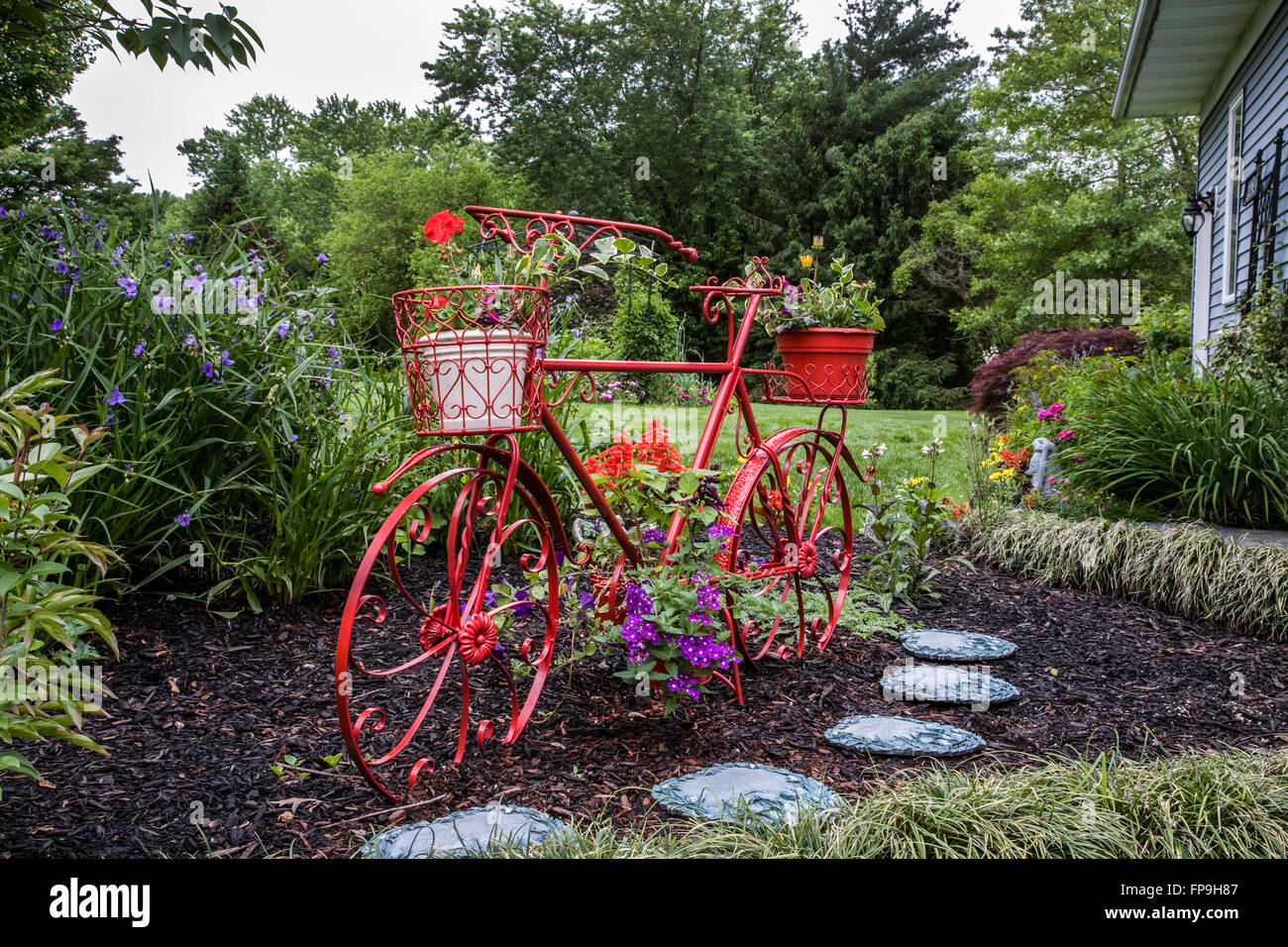 Bike yard art new arrivals
