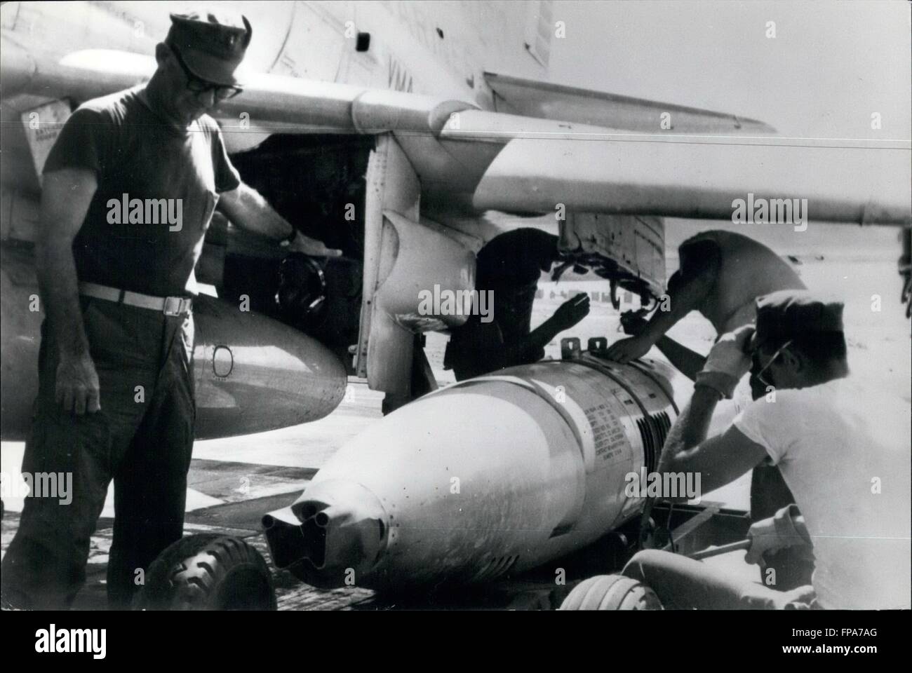 1968 - Another Bomb For Hanoi. A 500-Ib bomb under a Wing of a ''Skyhawk'' plane has its fuse checked by a U.S.armorer before taking part in another air raid in North Vietnam. © Keystone Pictures USA/ZUMAPRESS.com/Alamy Live News Stock Photo