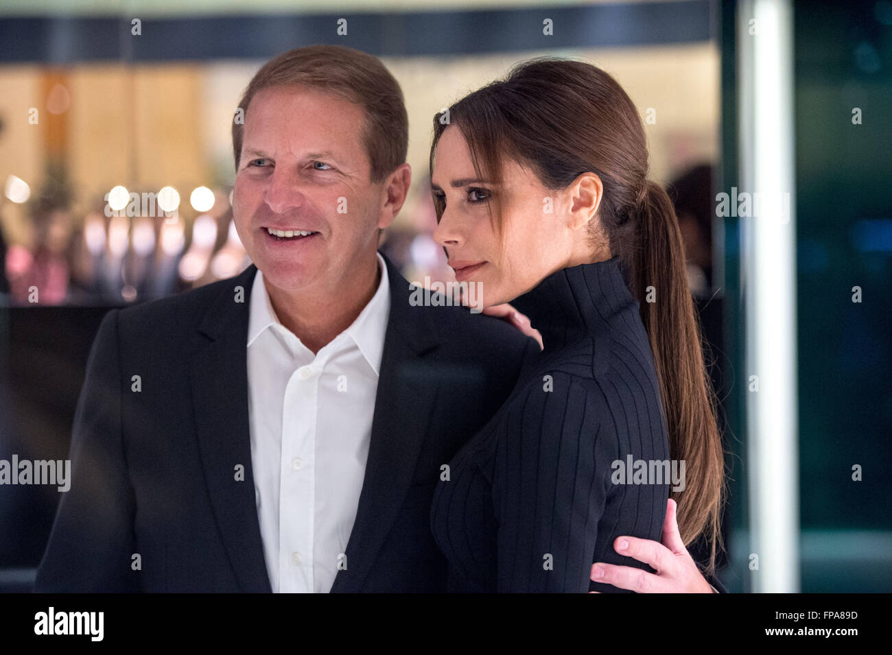 Hong Kong.. 18th Mar, 2016. Victoria Beckham poses for photos with Bruce Philip Rockowitz