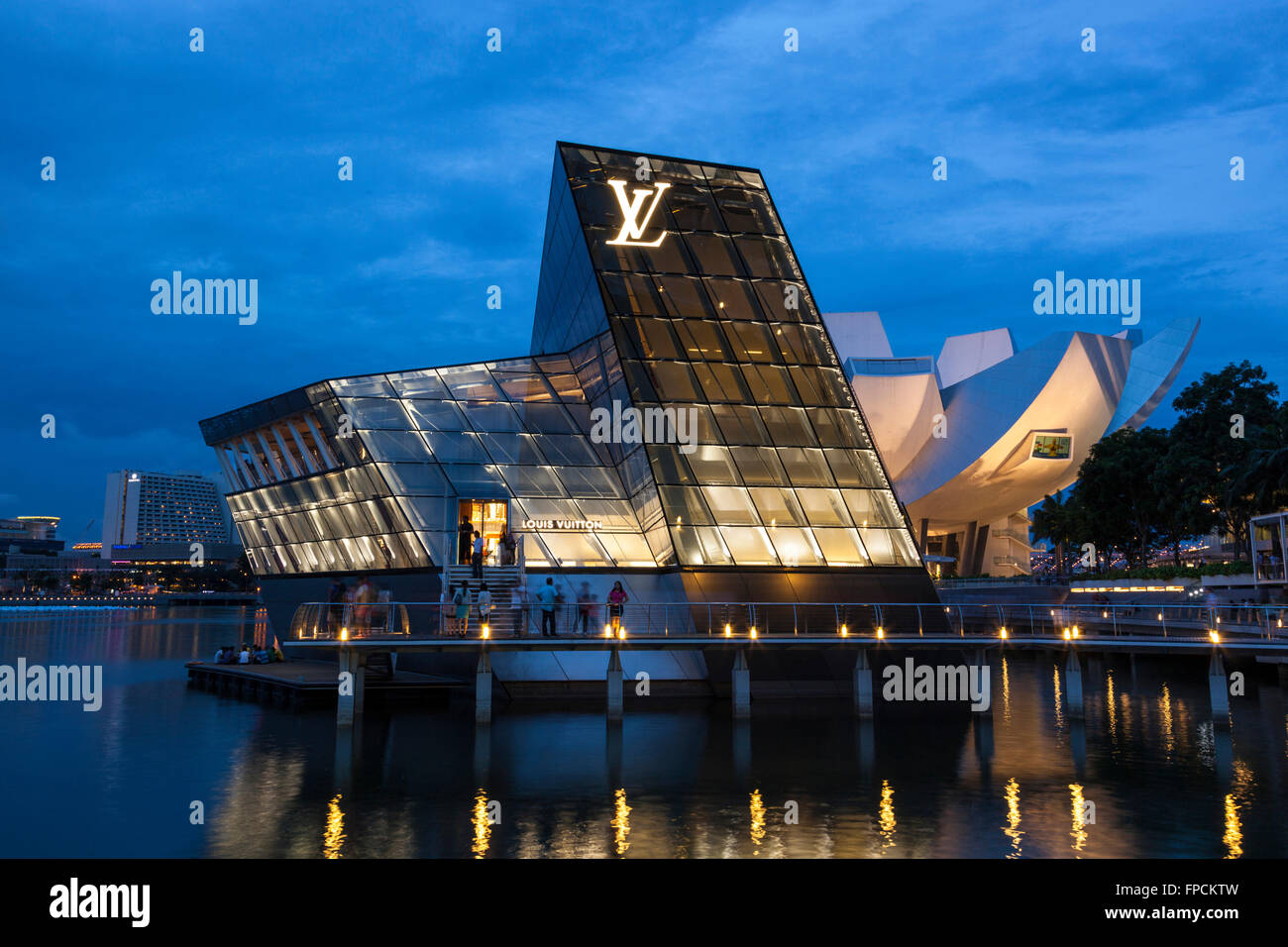 Singaporejan 08 2018 Louis Vuitton Lv Stock Photo 792087988