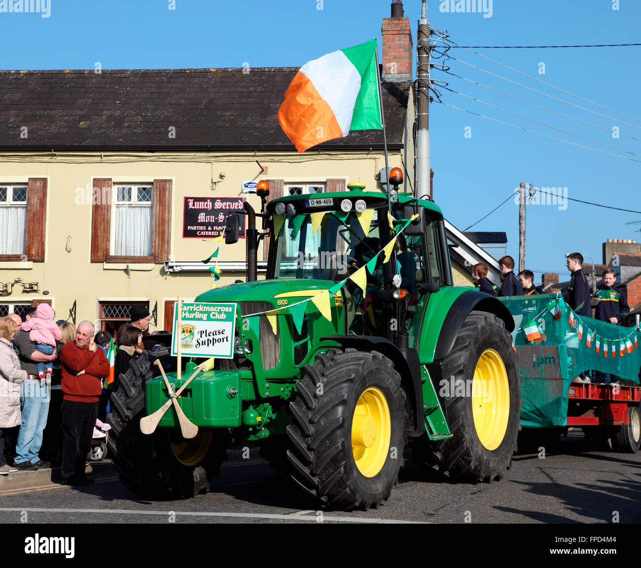 carrickmacross comhaltas st patricks day parade