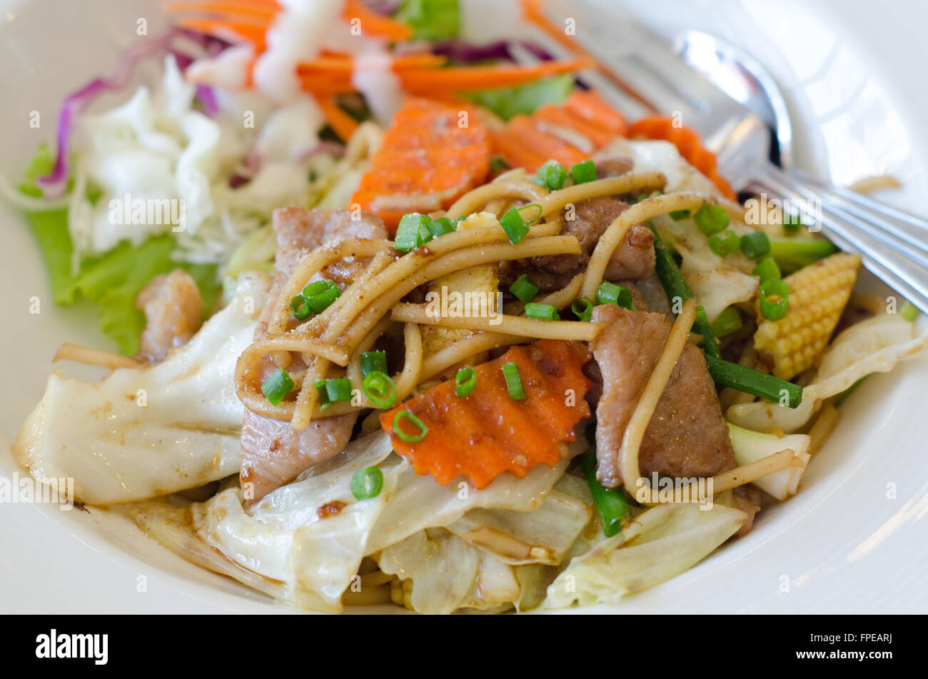 Yaki soba noodles Stock Photo Alamy