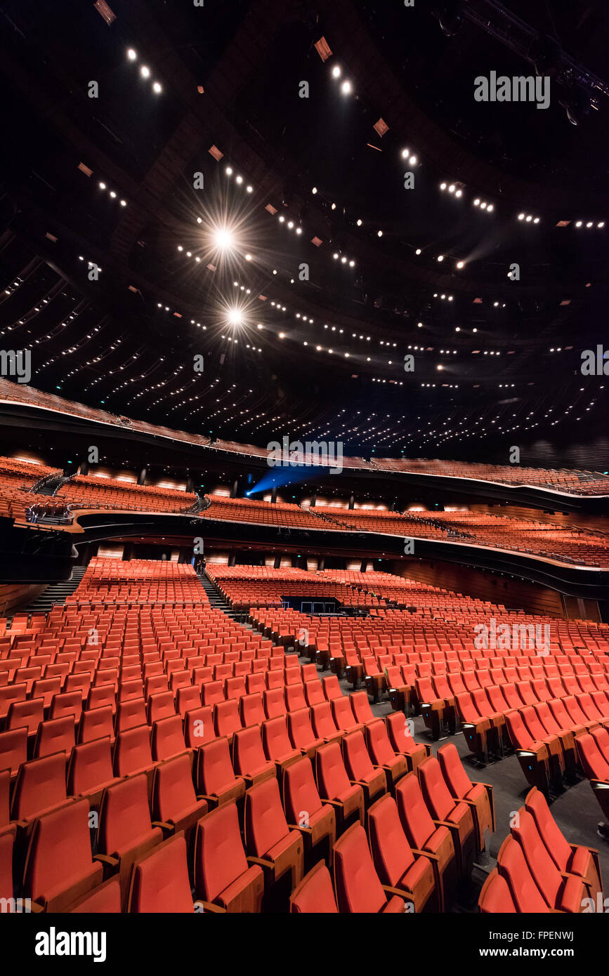 Majestic movie theater hires stock photography and images Alamy