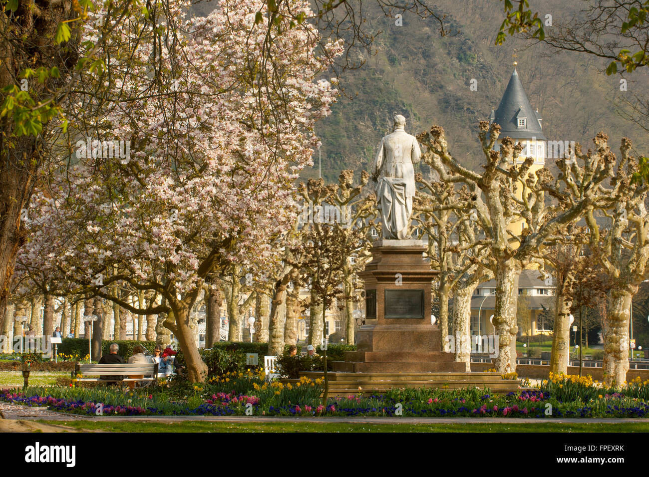 pix Bad Ems Kurpark https www alamy com stock photo brd rheinland pfalz bad ems kaiser wilhelm i denkmal im kurpark mit 99902647 html