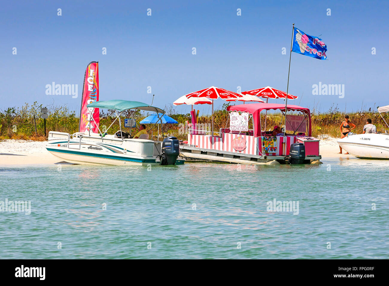 Food and drink sellers on boats around Keewaydin Island near Naples, Florida Stock Photo Alamy