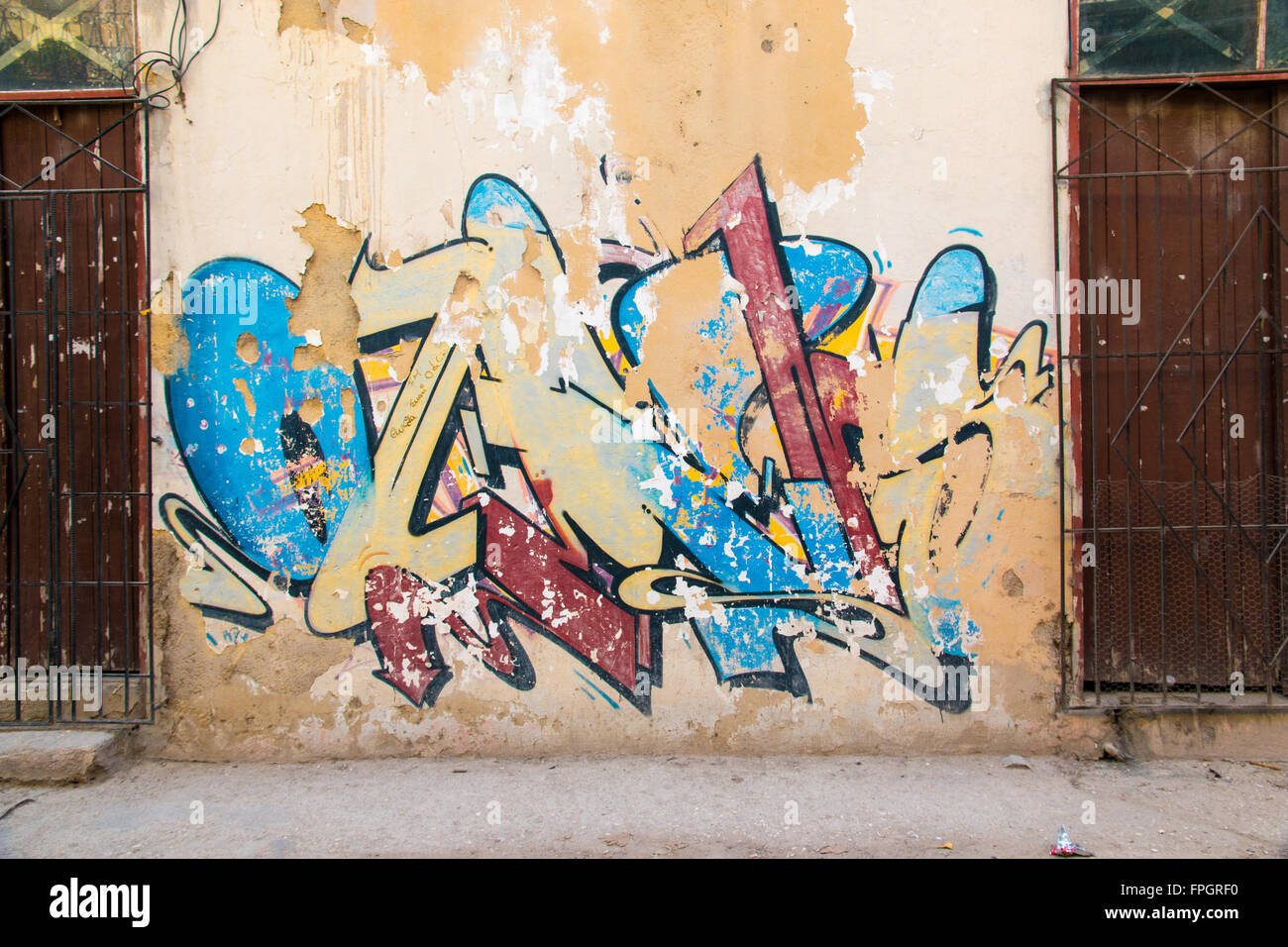 North America, Latin America, Caribbean, Cuba, Vieja Havana’s street scenes,graffiti and neighborhood. Stock Photo