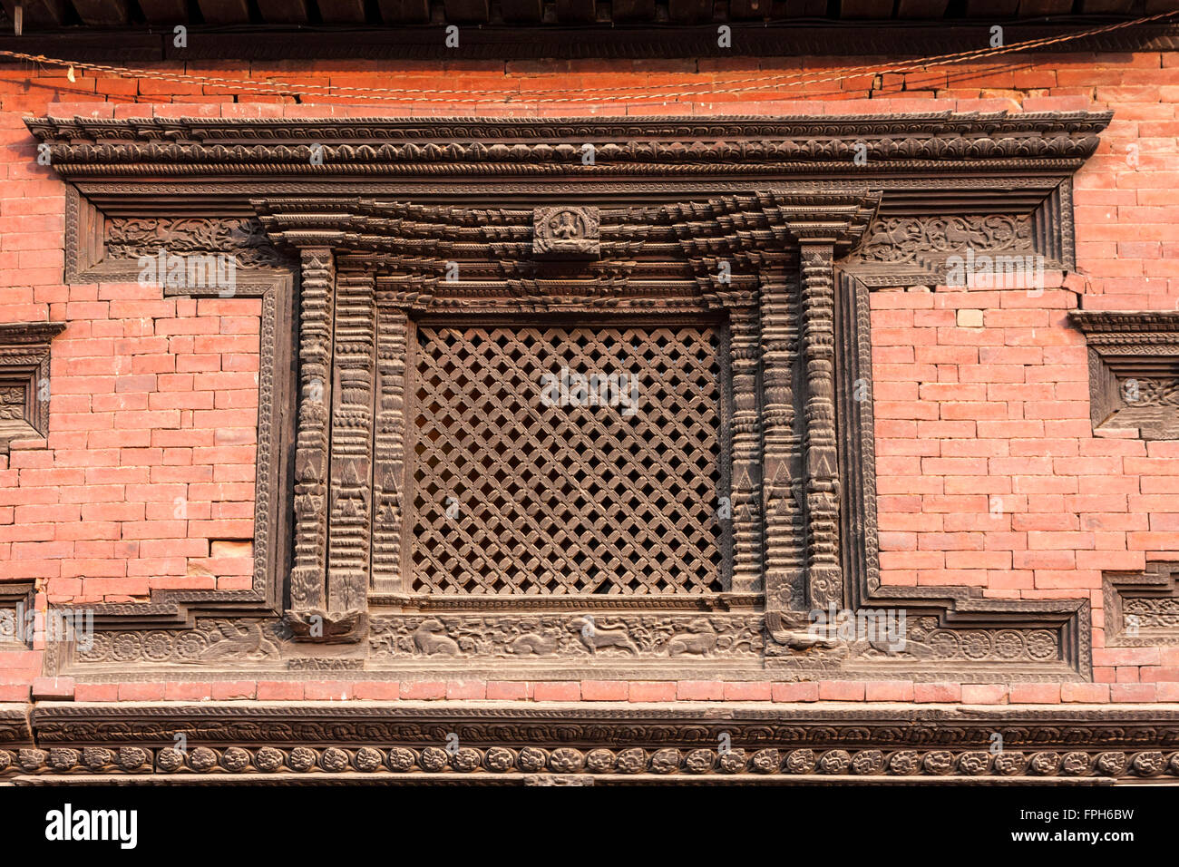 Carved window frame hires stock photography and images Alamy