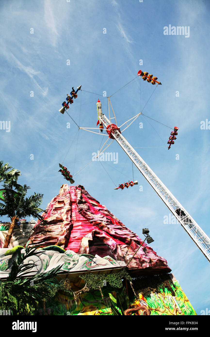Funfair ride oktoberfest munich germany hi-res stock photography and ...