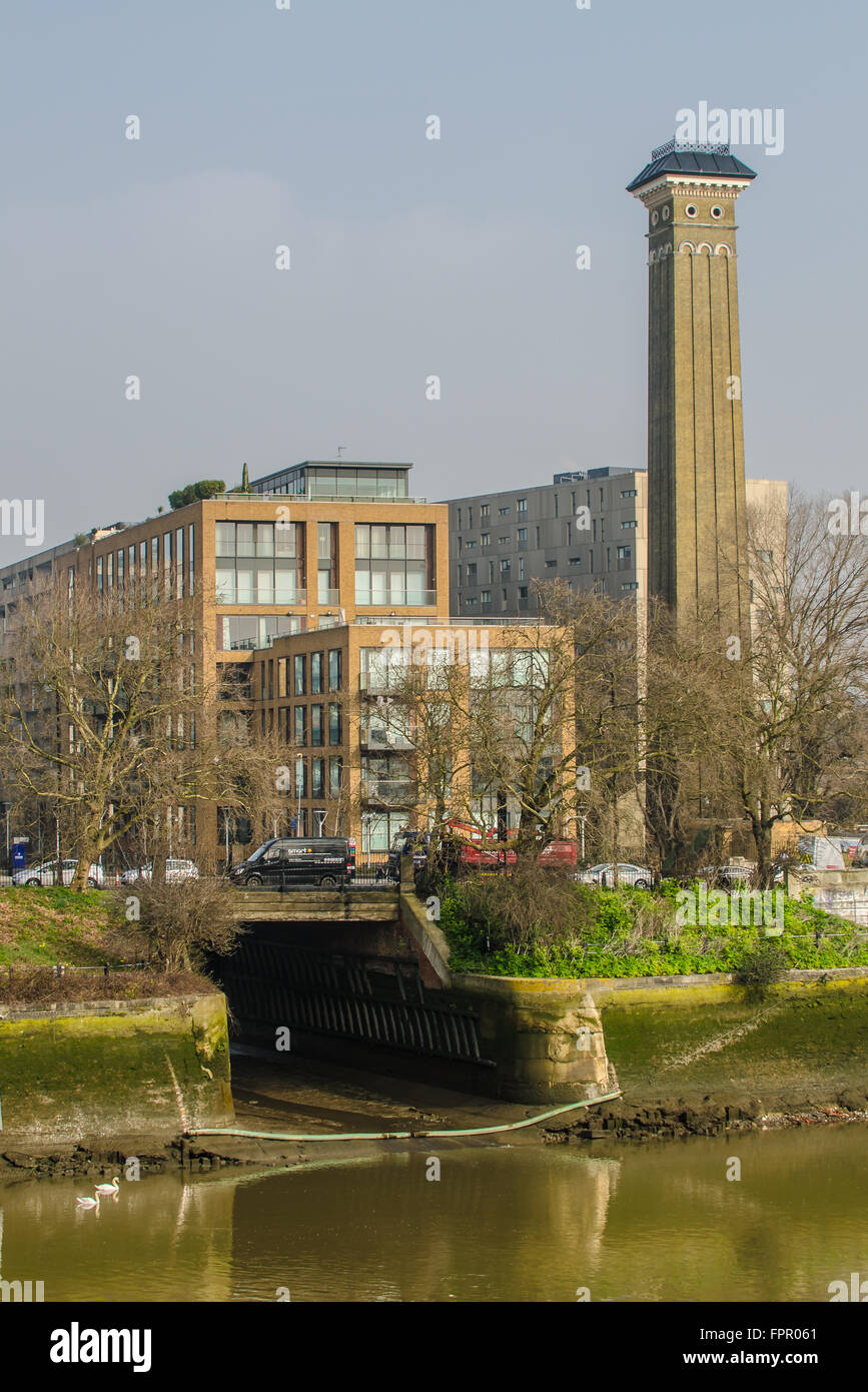 The Western Pumping Station was built in 1875 and was designed to supply an integral element of London’s sewage disposal system. River Thames Stock Photo