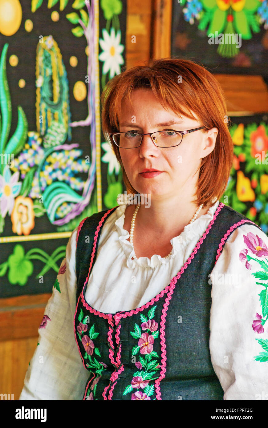 The folk masterwoman and their works. The fair of folk crafts and arts