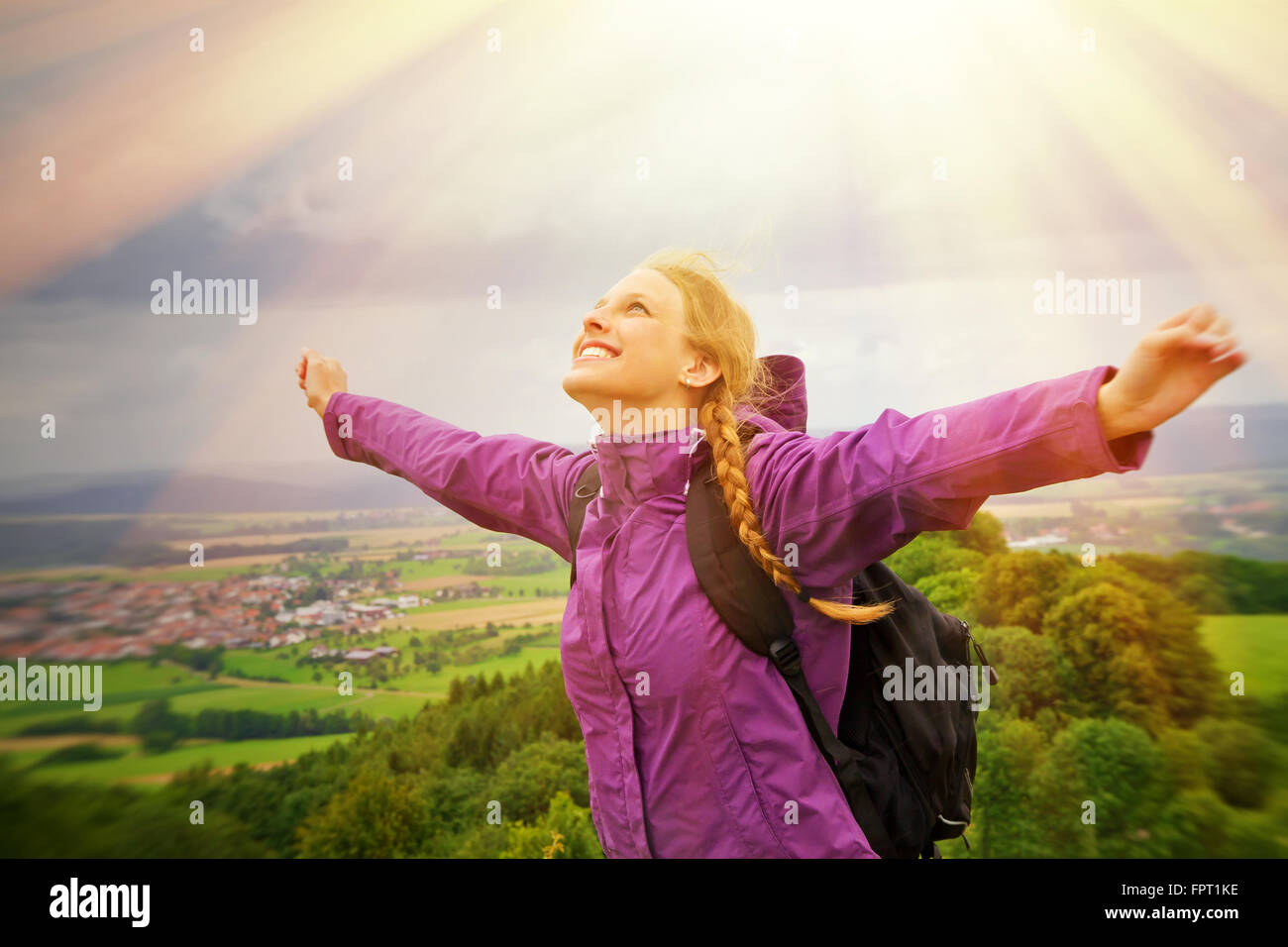 Woman outdoor healthy happy hi-res stock photography and images - Alamy