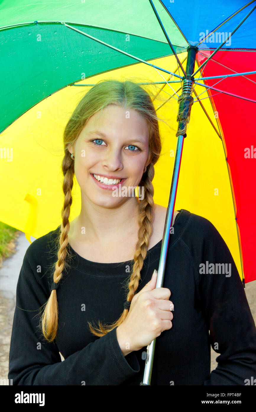 Umbrella happy face hi-res stock photography and images - Alamy