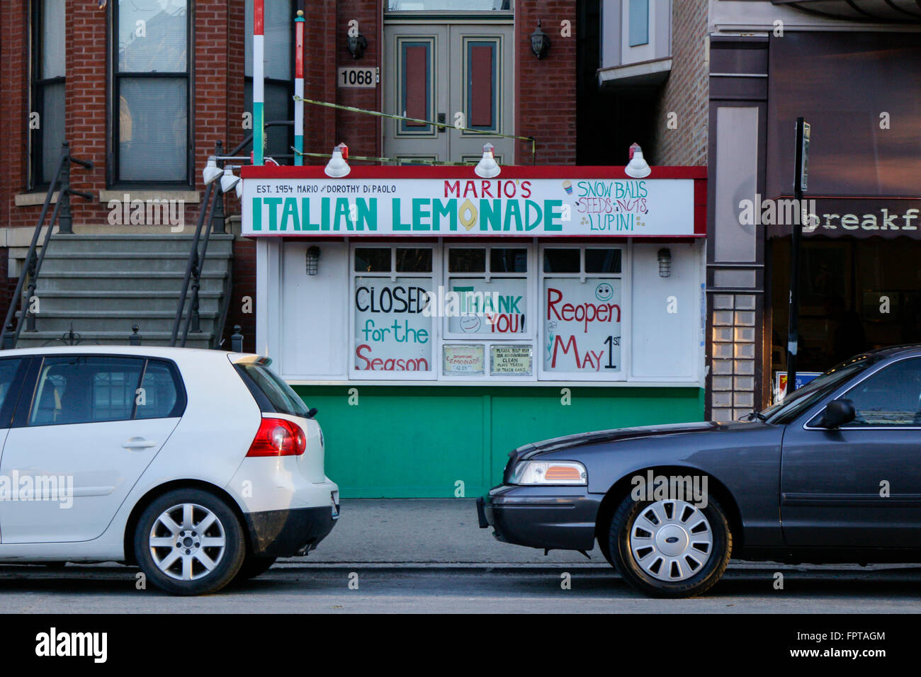 Italian lemonade stand. Taylor Street, Little Italy, Chicago, Illinois