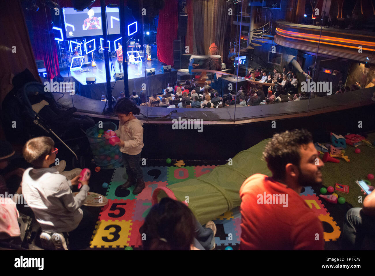 Hillsong hi-res stock photography and images - Alamy Hillsong hi-res stock photography and images - Alamy