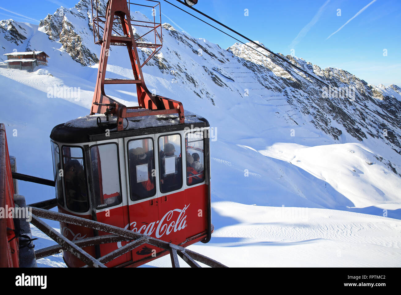 In the Faragas Mountains, the cable car going up to the Ice Hotel at Balea  Lac, in Transylvania, Romania, Europe Stock Photo - Alamy