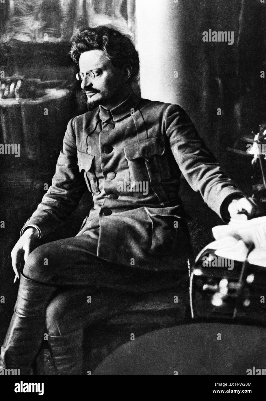 1910s 1918 LEON TROTSKY AS COMMISSAR OF ARMY AND NAVY HEAD OF RED ARMY BOLSHEVIK RUSSIA Stock Photo