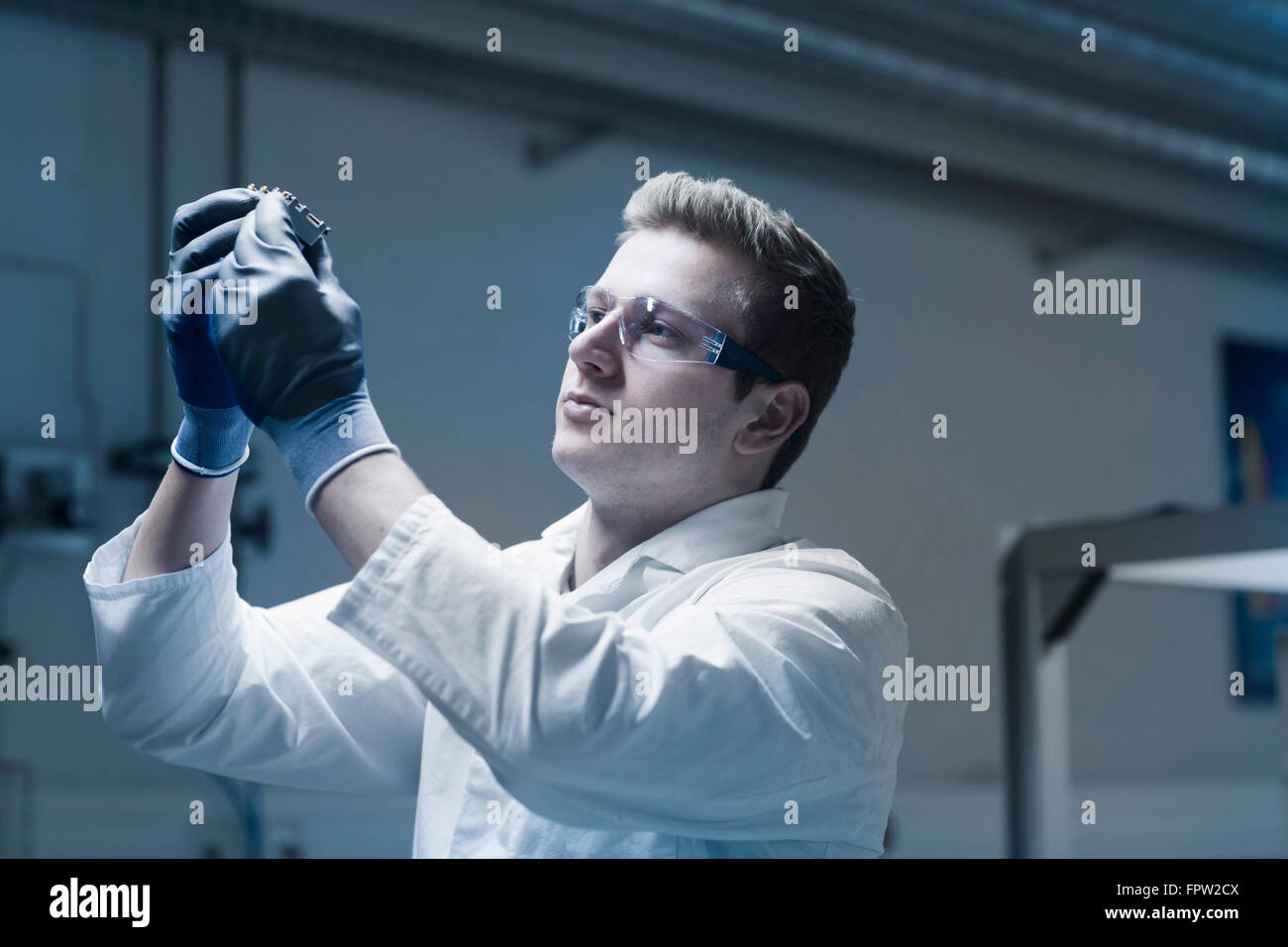 Optical equipments hires stock photography and images Alamy
