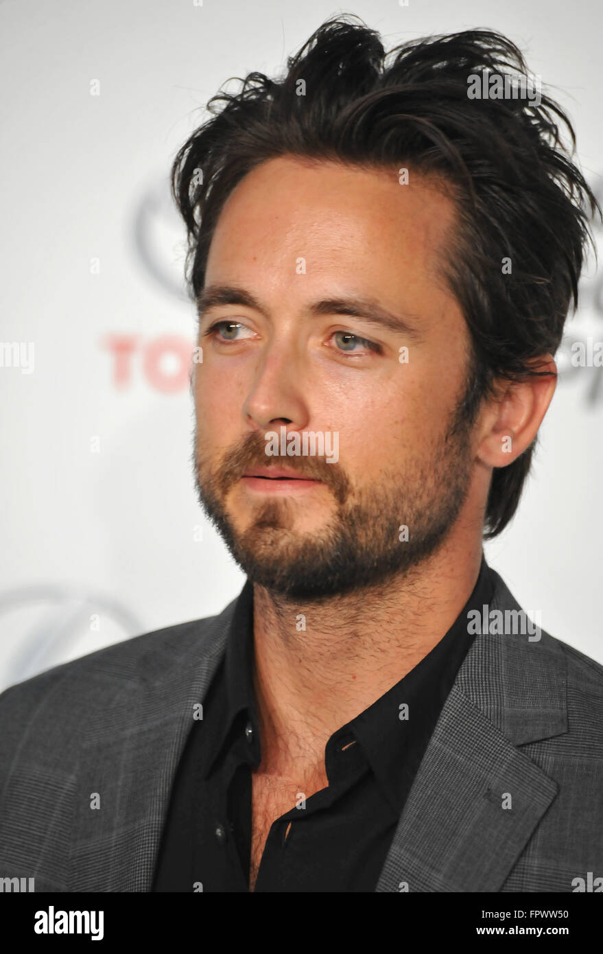 Justin Chatwin Attends Event - TV Fanatic