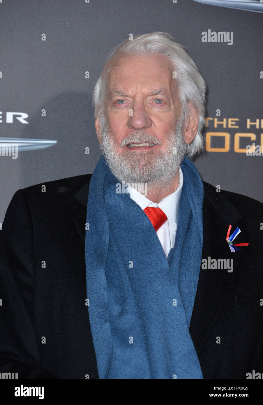 Portrait actor beard suit tie coat overcoat greatcoat scarf hi-res stock  photography and images - Alamy
