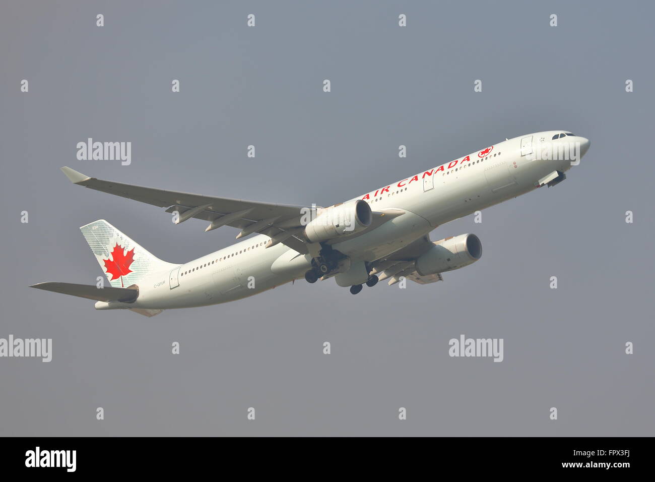 Air Canada Airbus A330-300 C-GFUR departing from London Heathrow Airport, UK Stock Photo