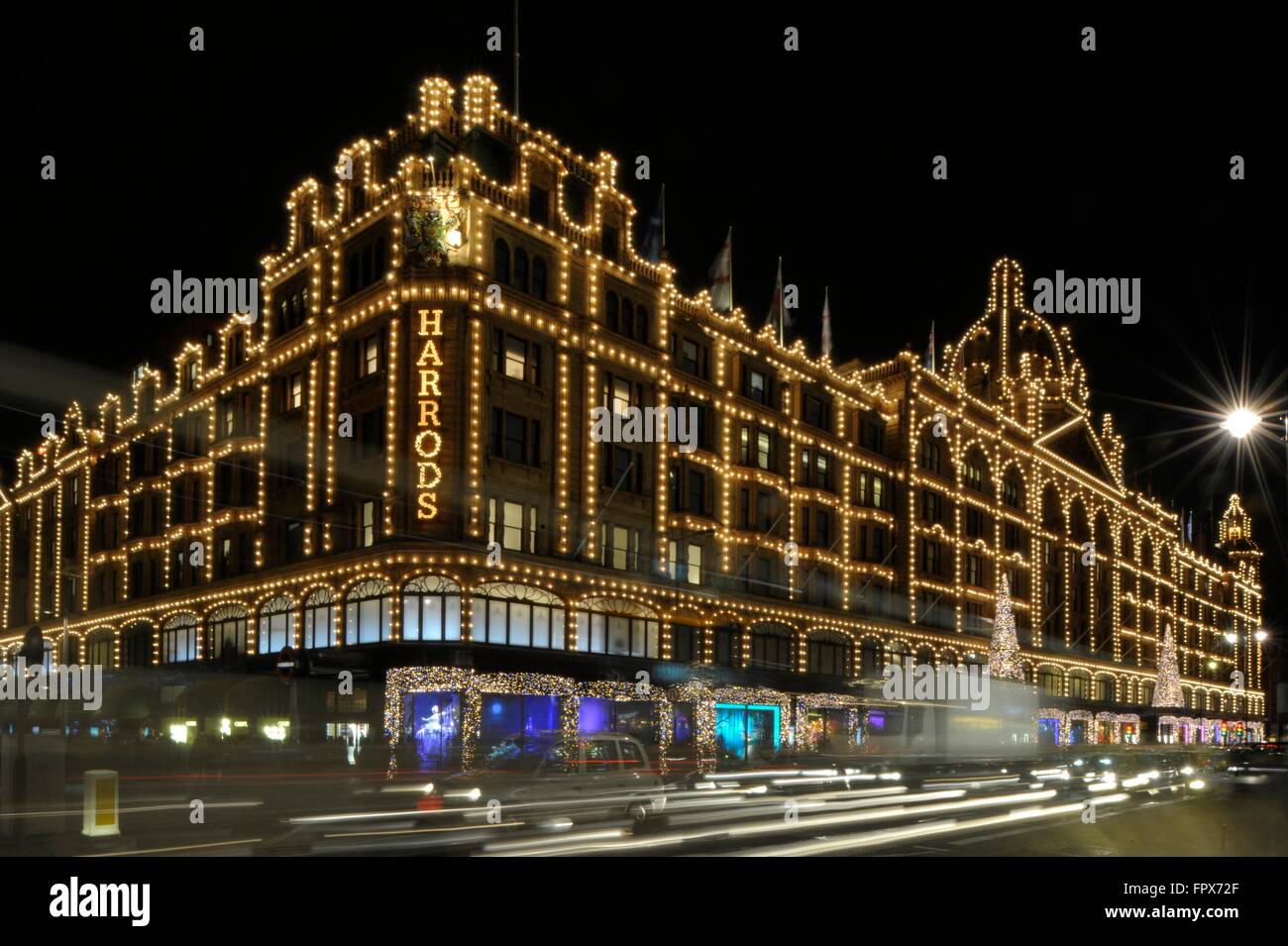 Harrods in knightsbridge lit hi-res stock photography and images - Alamy