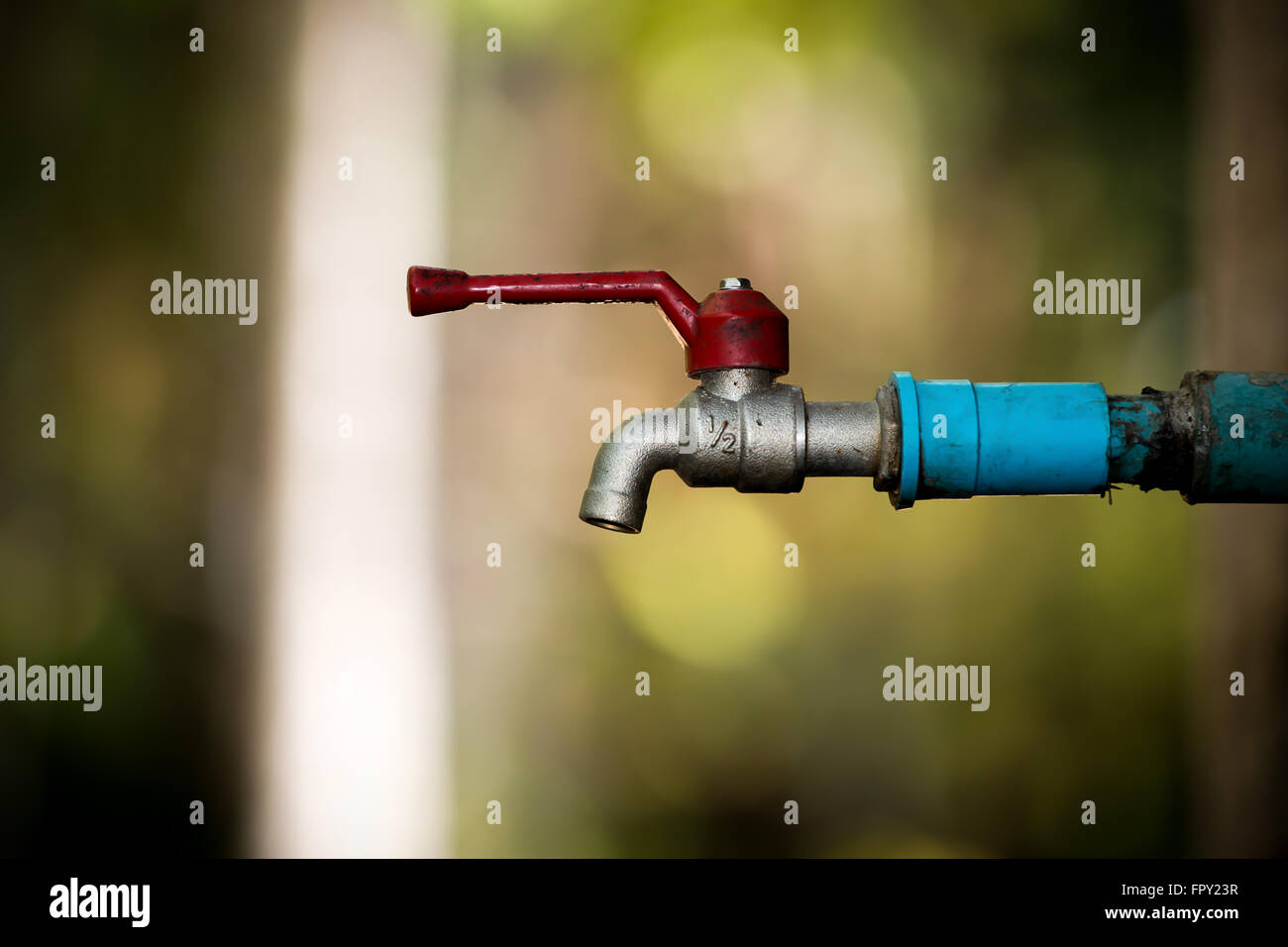 No Water If Faucet Is Turned On Stock Photo 100168651 Alamy
