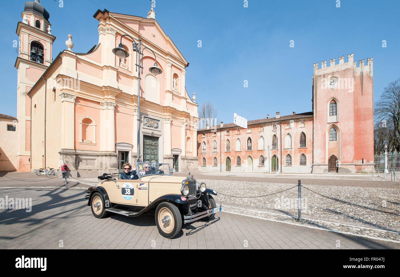 Goito, Italy. 19th March, 2016. Gianluca De Marco and Susanna Serri drive a 1930 Fiat S4 Spider in the Trofeo Foresti; they will win this edition. Roberto Cerruti/Alamy Live News Stock Photo