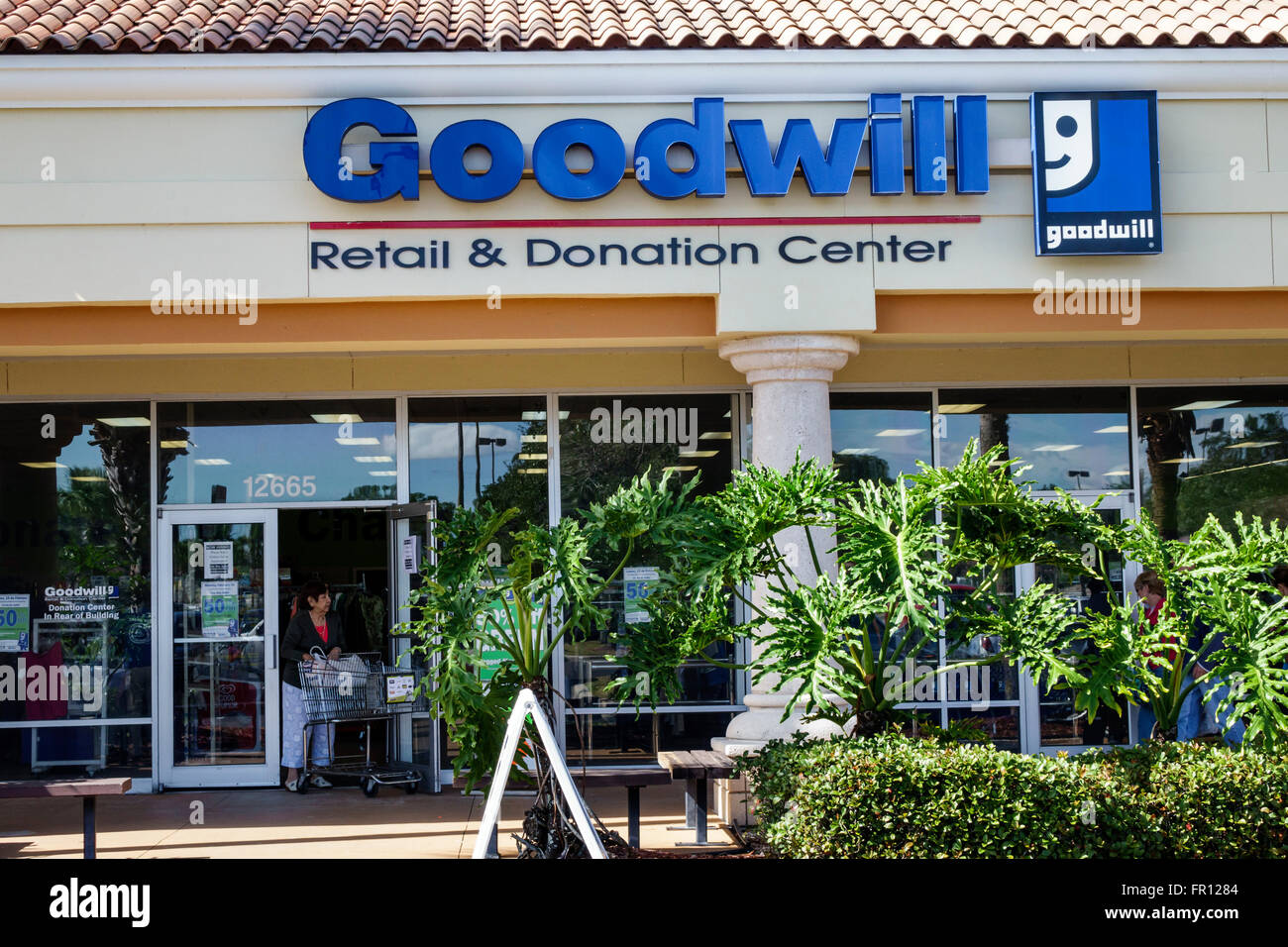 Naples Florida,Goodwill Retail & Donation Center,centre,used,donated,clothing,household items,FL160209030 Stock Photo