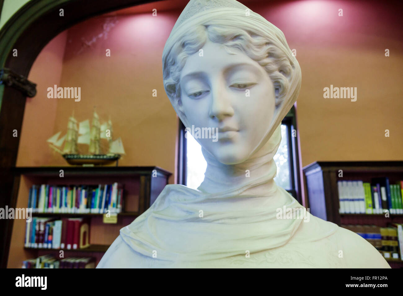 Mirror lake community public library hires stock photography and