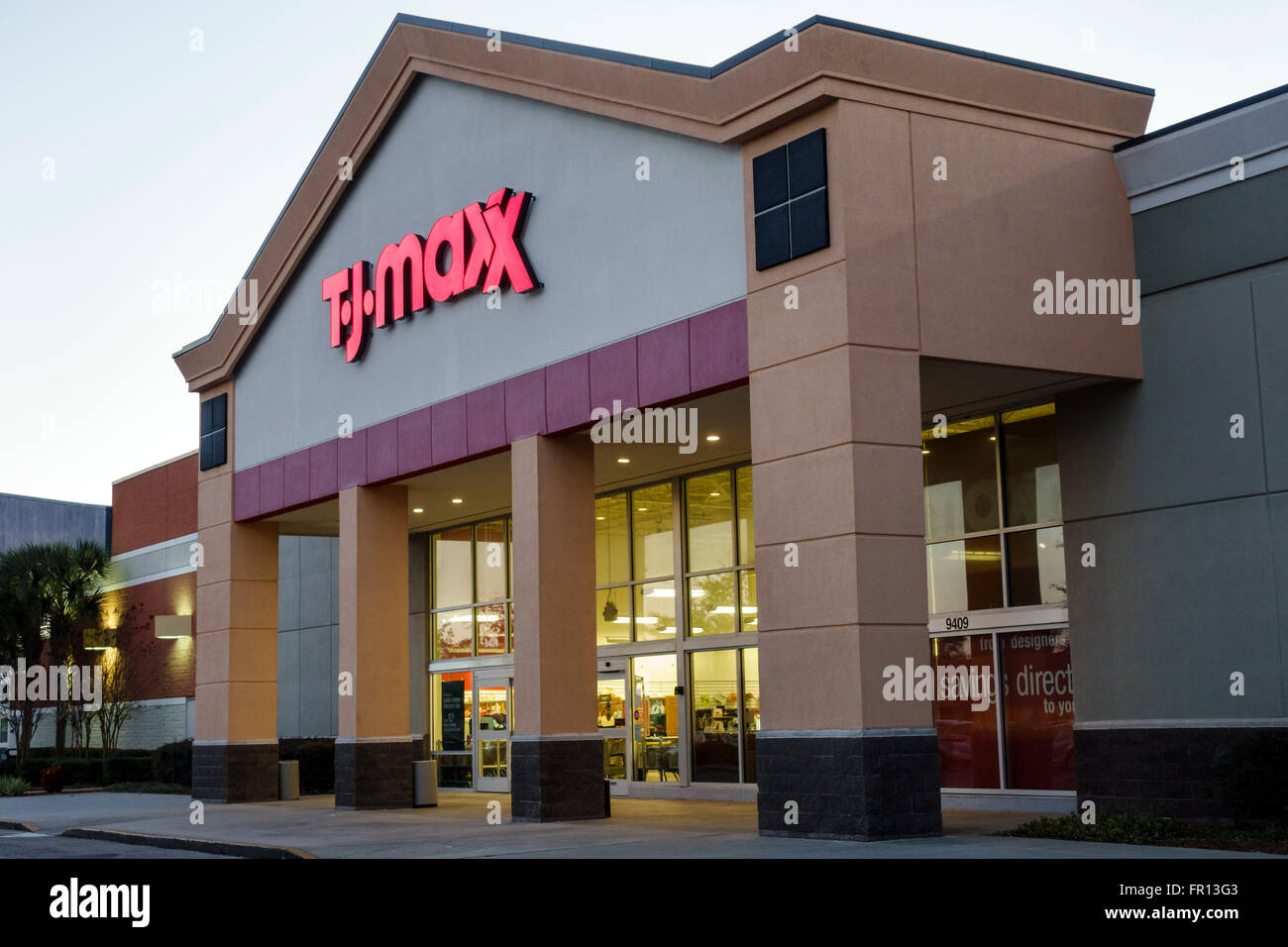 Florida, South, FL, Tarpon Springs, TJ Maxx, T.J., front, entrance