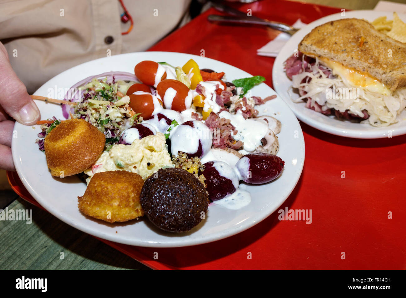 Florida Melbourne,Jason's Deli,restaurant restaurants food dining cafe cafes,interior inside,plate,lunch,food,salad bar,variety,muffin,FL160215010 Stock Photo