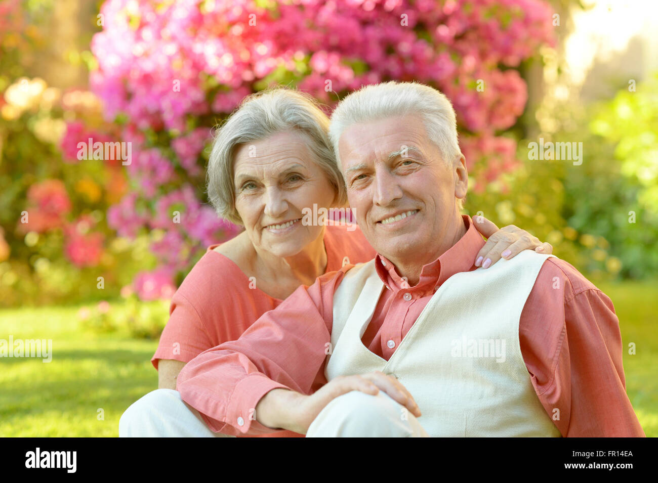 Senior couple in summer park Stock Photo - Alamy