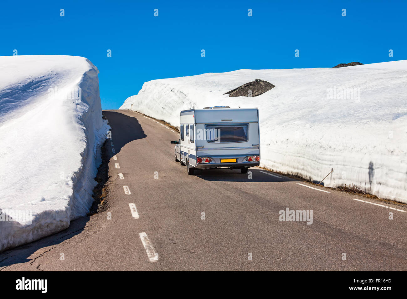Car in motion hi-res stock photography and images - Alamy