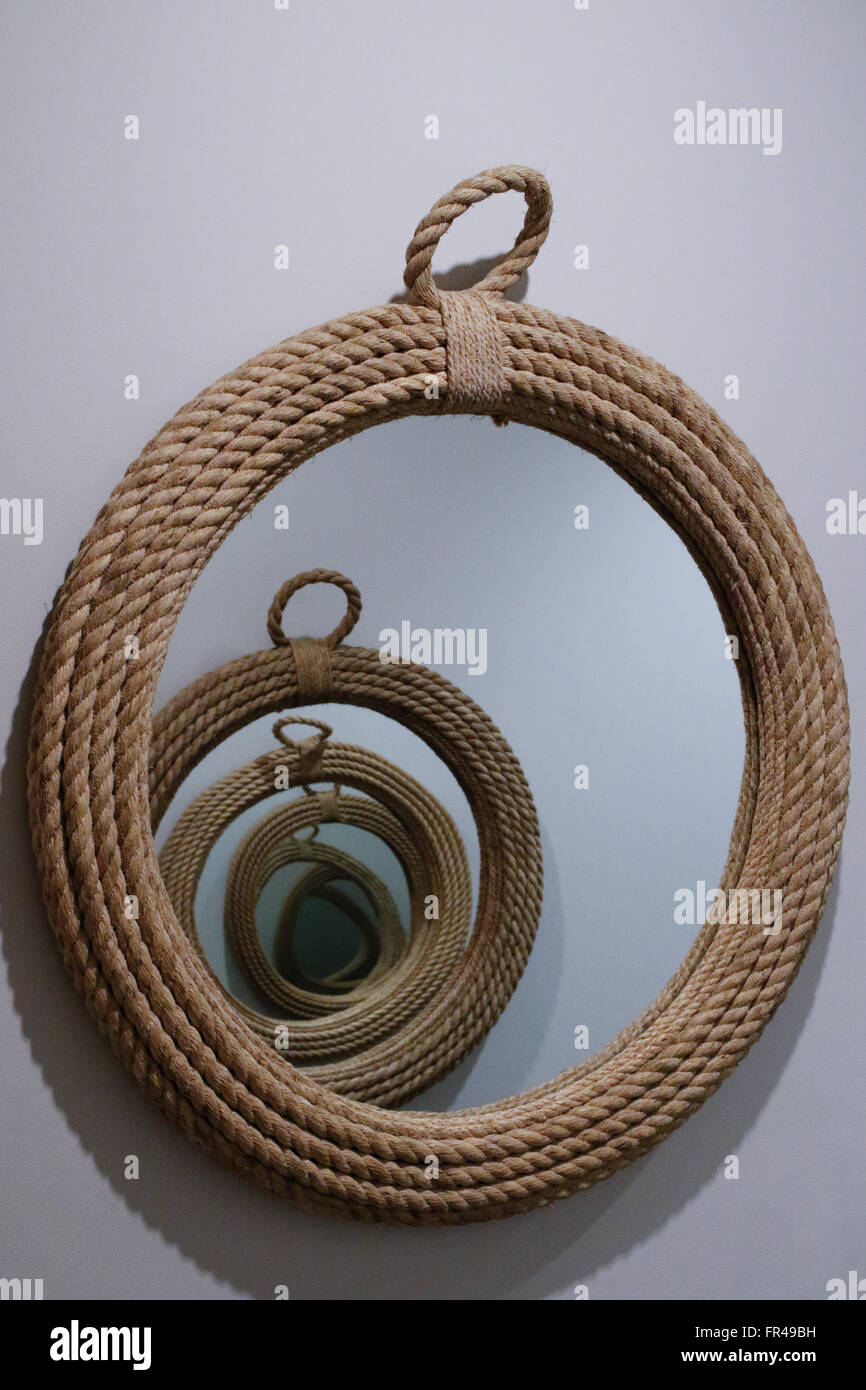 Inside the hallway hi-res stock photography and images - Alamy