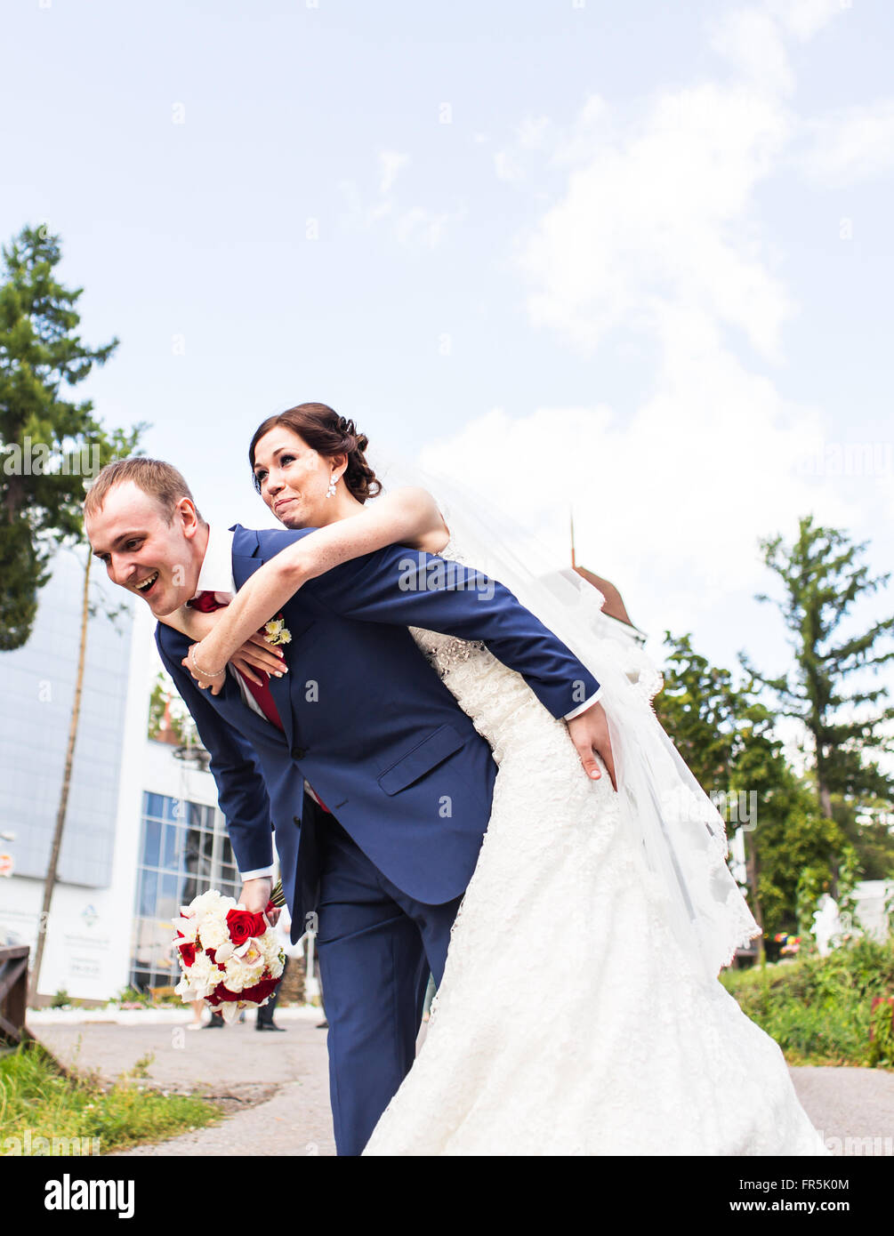 Bride groom walk around city hi-res stock photography and images - Alamy