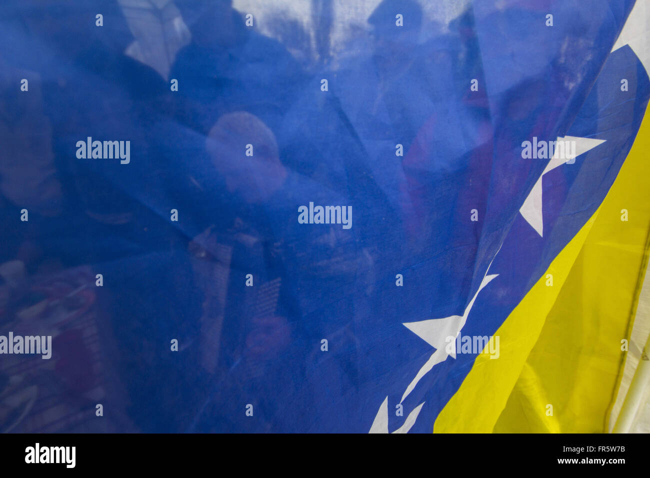 Zenica, Bosnia and Herzegovina. 21st Mar, 2016. Man is seen playing an