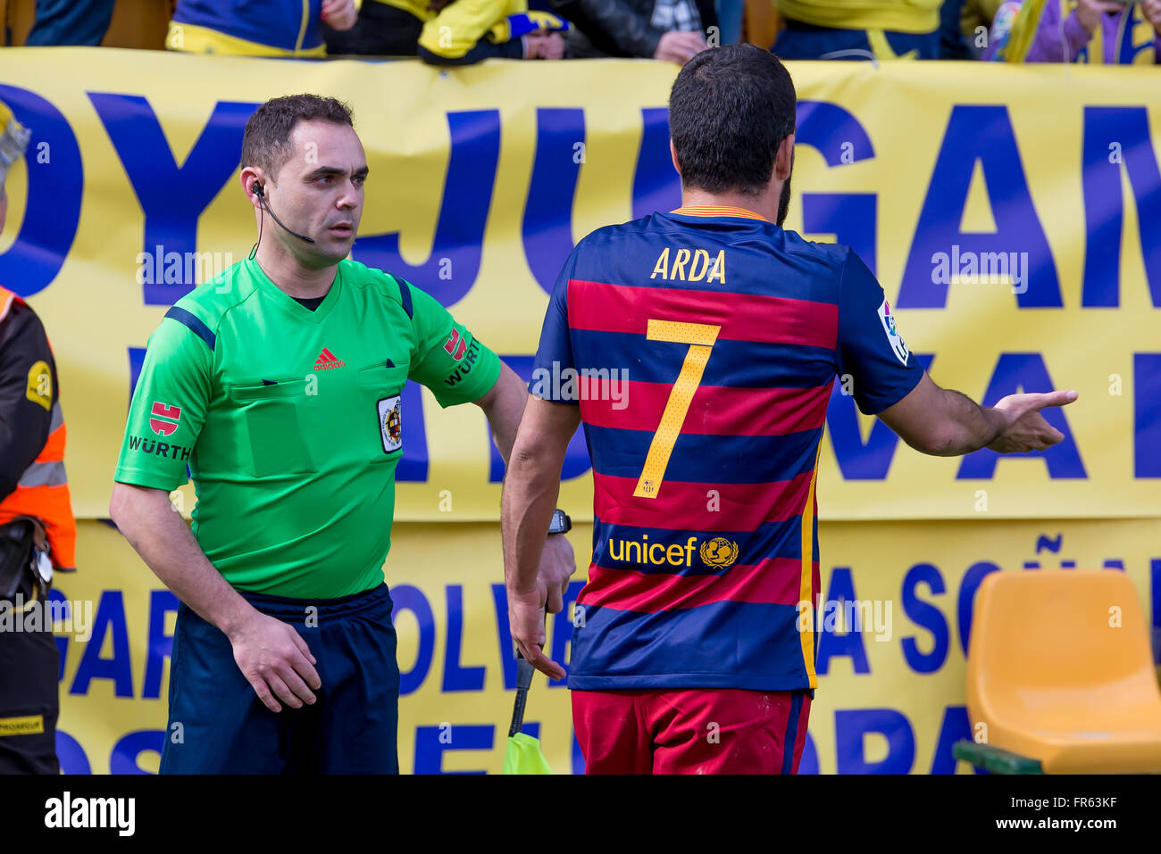 VILLARREAL, SPAIN - MAR 20: Arda Turan speaks to the referee at the La Liga match between Villarreal CF and FC Barcelona at El Madrigal Stadium on March 20, 2016 in Villarreal, Spain. Stock Photo