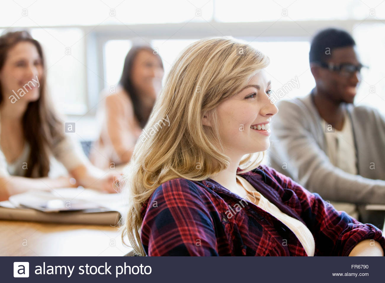 Students paying attention in class hi-res stock photography and images ...