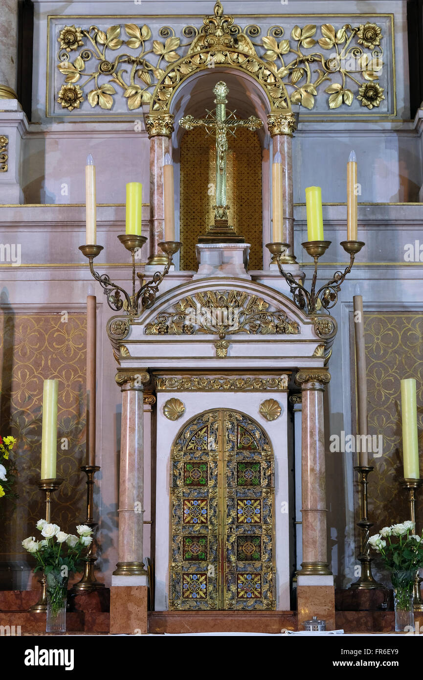 Tabernacle on the main altar in Basilica of the Sacred Heart of Jesus in Zagreb, Croatia on September 14, 2015 Stock Photo