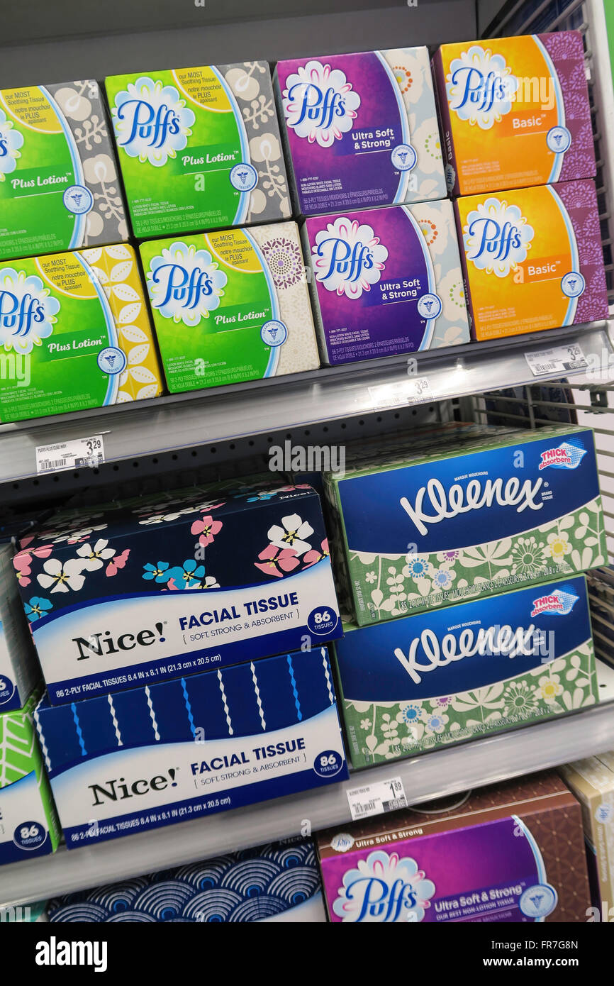 Facial Tissue Boxes, Duane Reade by Walgreens Drugstore, NYC, USA Stock