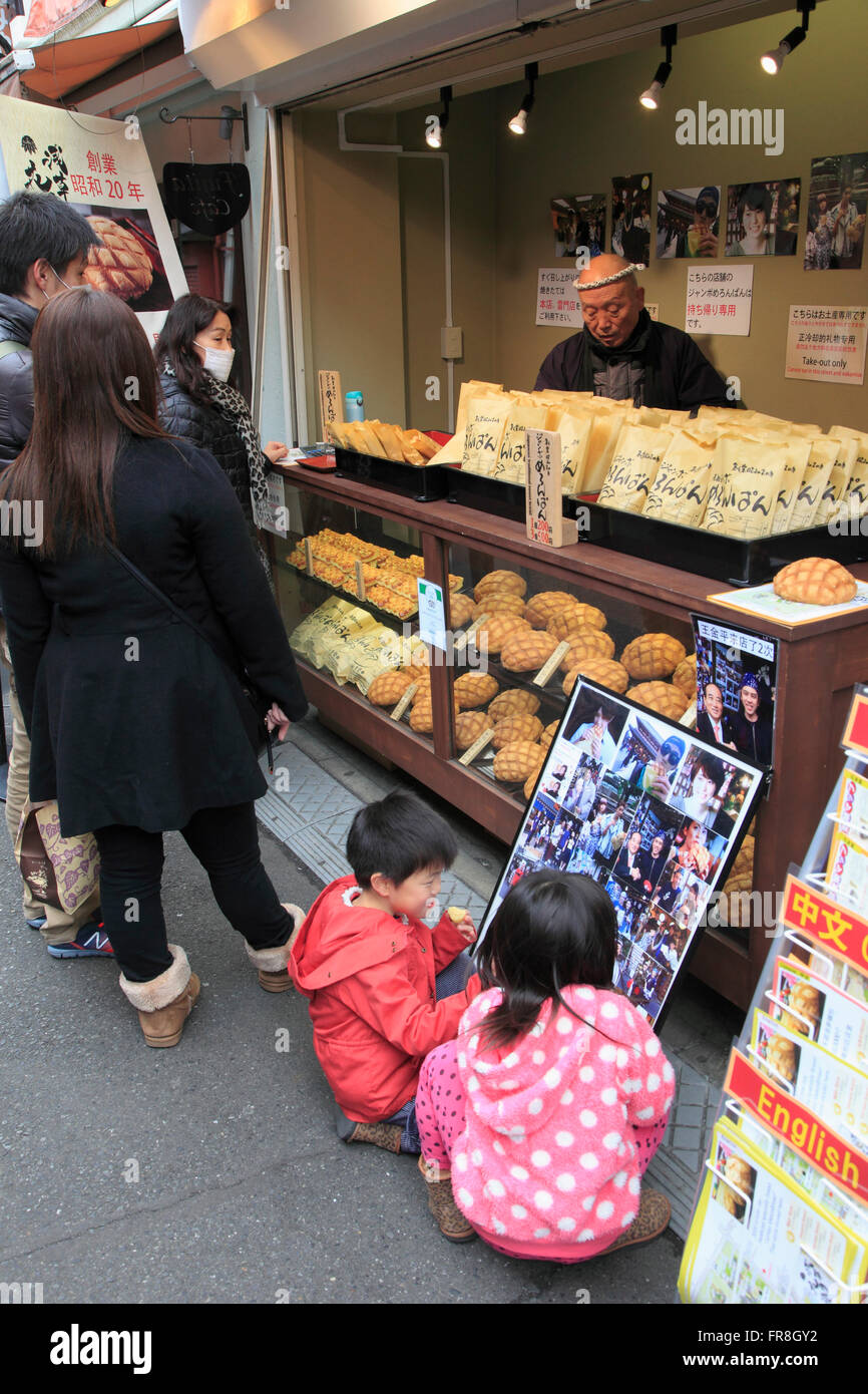 Japan, Tokyo, Asakusa, Nakamise street, pastry shop, people, Stock Photo