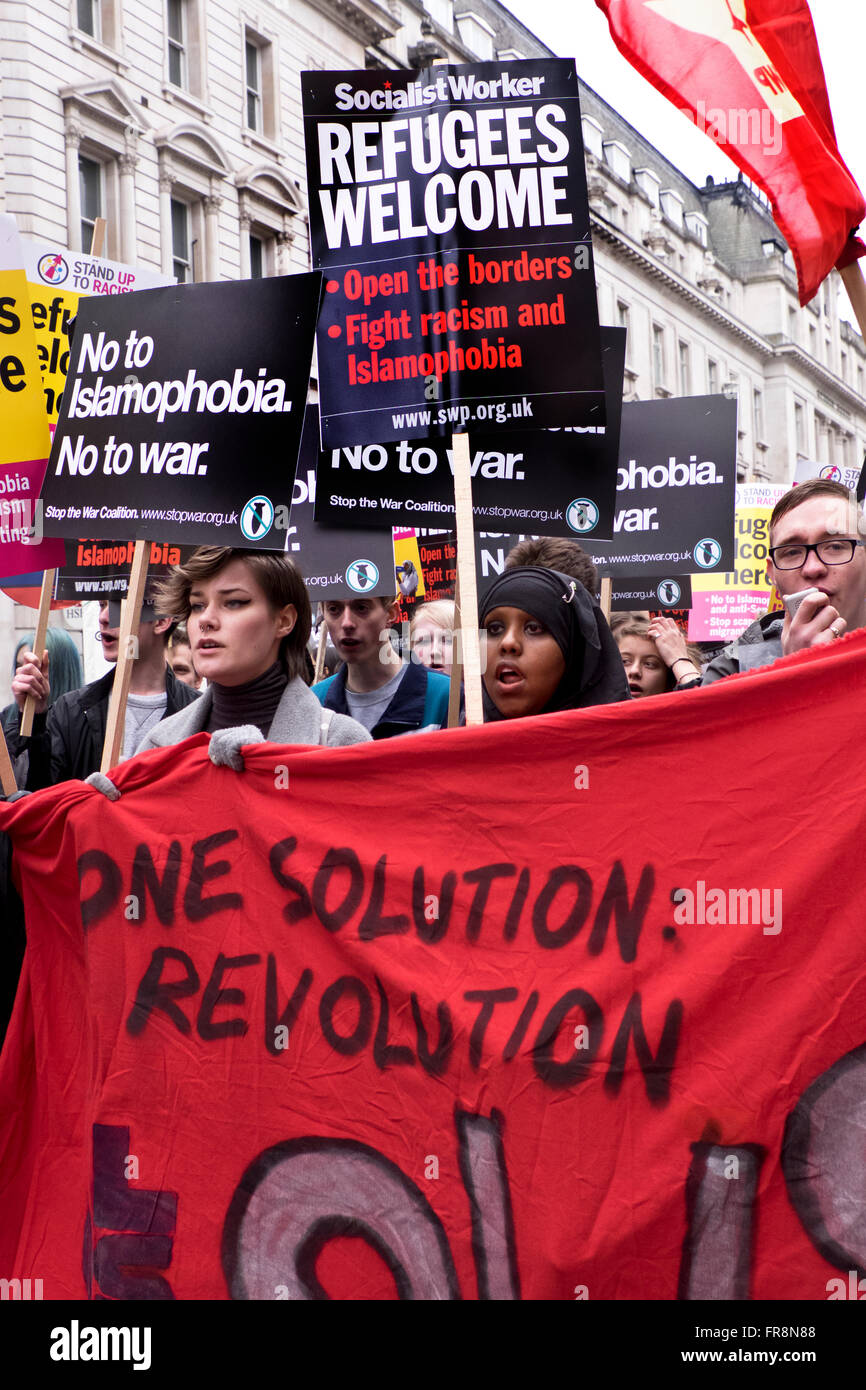 Stand up to Racism march welcoming Refugees & protesting against Islamophobia & racial prejudice London 2016 Stock Photo