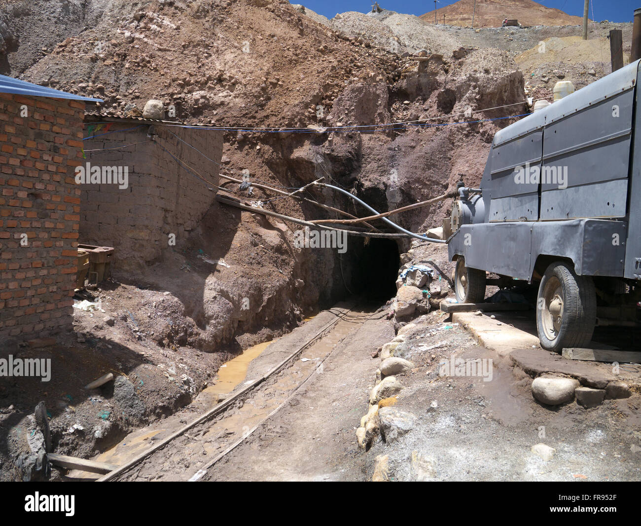 Potosi silver mine hires stock photography and images Alamy