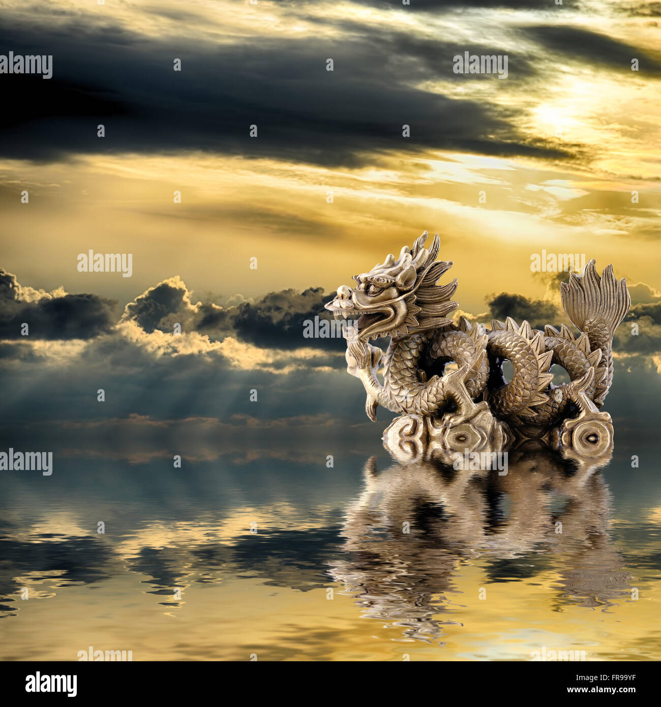 Chinese dragon feng shui hi-res stock photography and images - Alamy