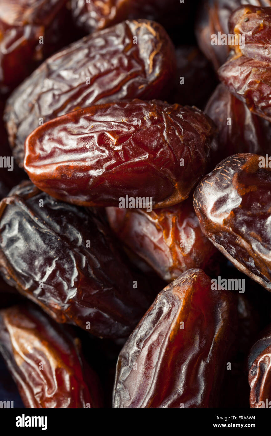 Raw Organic Medjool Dates Ready to Eat Stock Photo Alamy